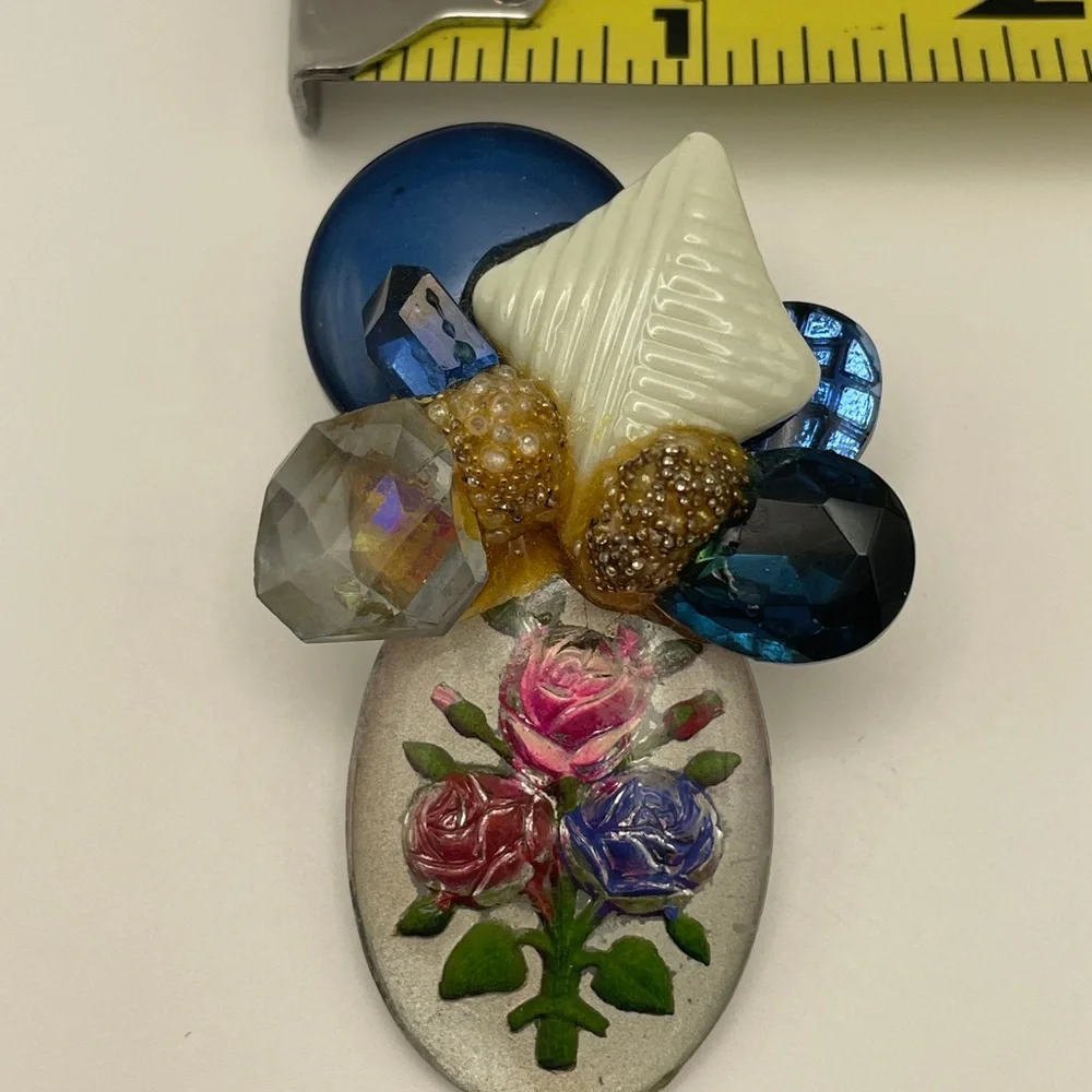 Signed Ropa Vintage Costume Brooch Blue Pink Flowers Shells Sparkly 🌸✨ - Picture 6 of 8